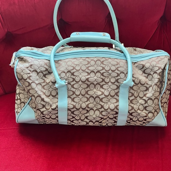 Weekender Bag - Picture 2 of 8